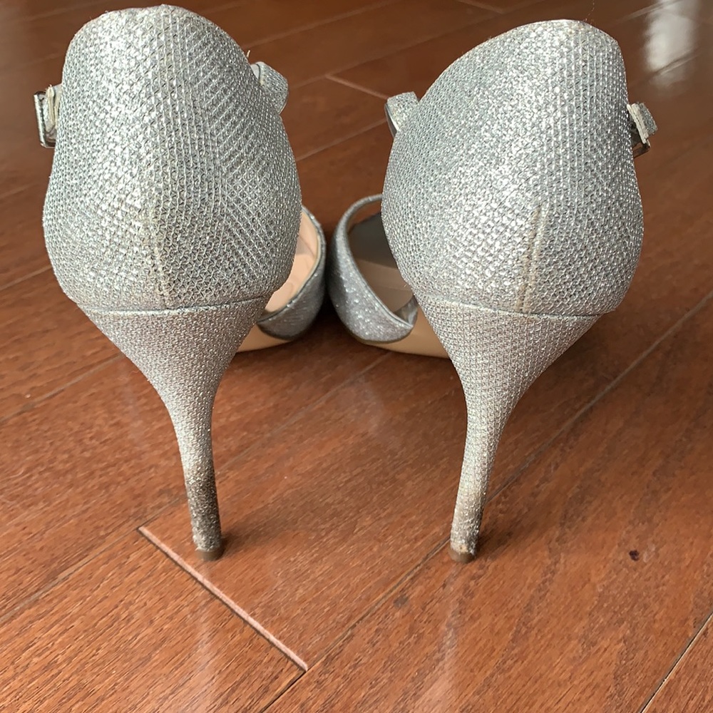 I. Miller Silver Glittery Ankle Strap Peep Toe Heels Prom Wedding Bridal 8.5 - Picture 6 of 16